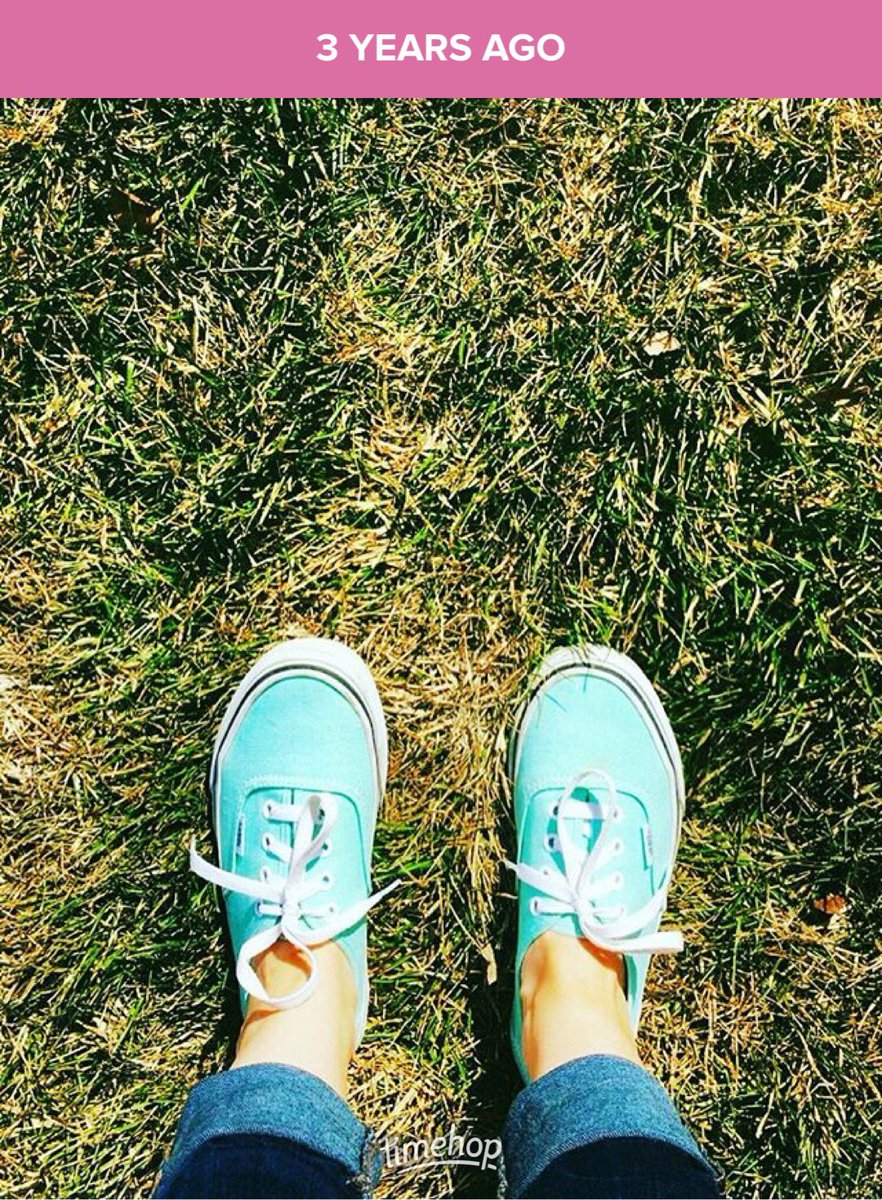 gracekolnberger's tweet photo. Ugh. 3 years ago it was 67ยฐ and the grass was green. Today we are awaiting a snow storm that could dump 10+ inches on the 24+ inches we already have. #ImOverWinter https://t.co/6KnUbjXSPi