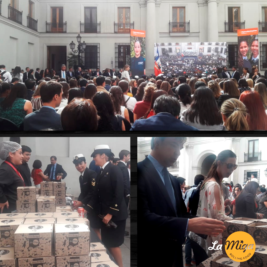 _LaMiga's tweet photo. En el marco de la celebración oficial del Día Internacional de la Mujer, llevado a cabo en el Palacio de la Moneda, la Miga se hizo presente para ofrecer a los más de 500 invitados lo mejor de sus sándwiches. Felicitamos a todas las mujeres de Chile en su día!!
#FelizDiaDeLaMujer https://t.co/i2FLOX2wmq