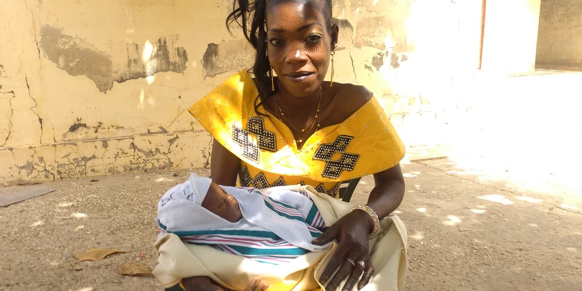 medshare's tweet photo. Mom and baby safe and happy.
#FeedbackFriday from a mother and her newborn in #Senegal! #CleanBirthingKits #InternationalWomensDay #IWD2019
https://t.co/urFyrOJ28O https://t.co/8htF41T1Cs