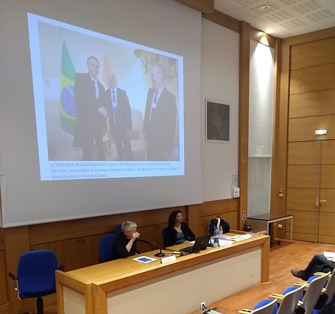 OfCompromise's tweet photo. Urs Marti is giving a talk on Global Politics in the age of new nationalism and its incompatibility with compromise.  @OfCompromise @psl_univ https://t.co/mOMUkoiasf