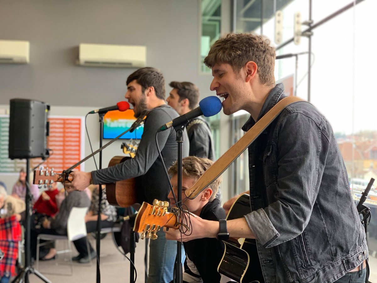 What a wonderful afternoon to say THANK YOU to everyone who supported ‘The BBC Radio Bristol Alive Appeal’! 🎉