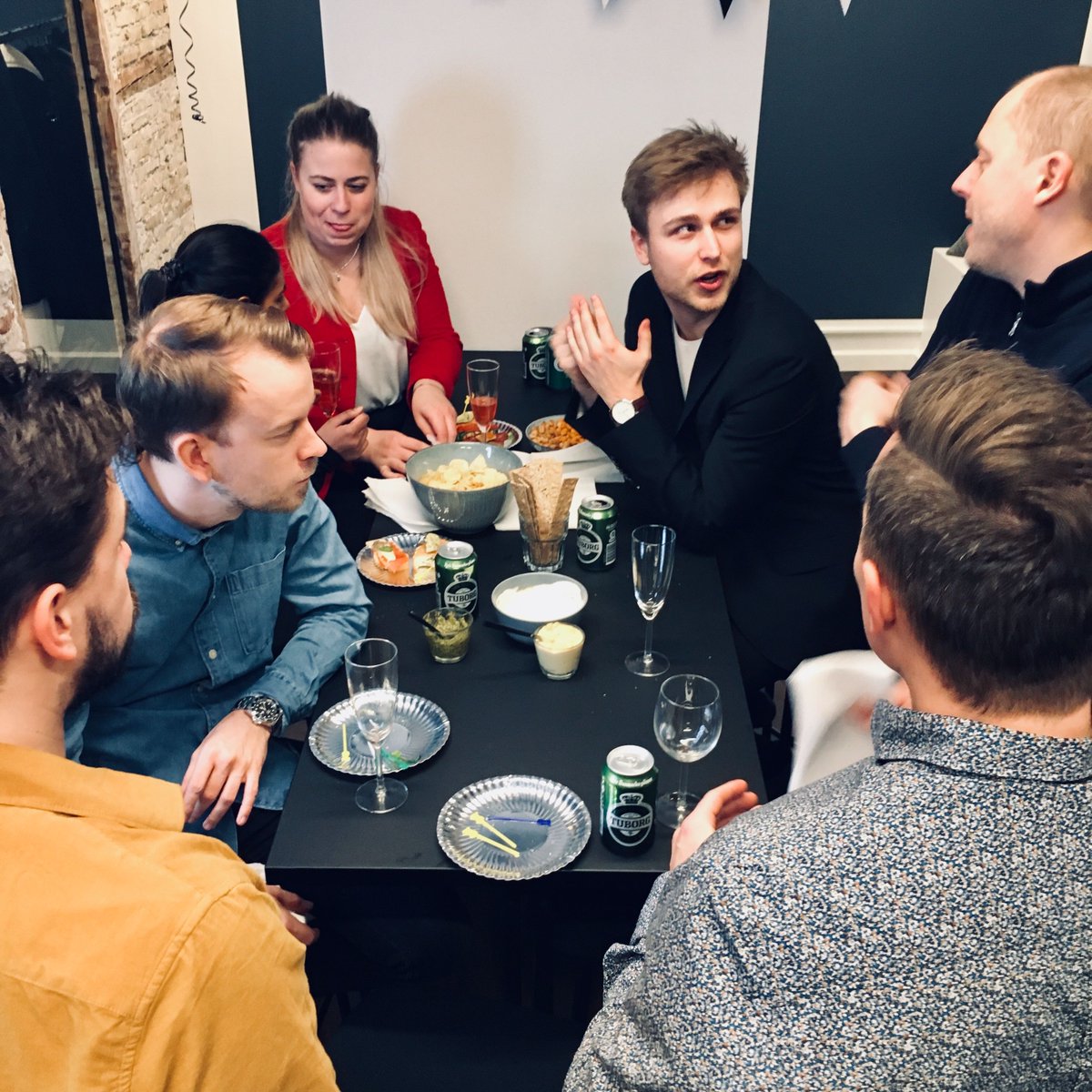 SiteCampaign's tweet photo. HOUSEWARMING 🥳
We had a blast last Friday celebrating our new awesome office together with our family from @DeptAgency 🤩 https://t.co/z4De3SyYme