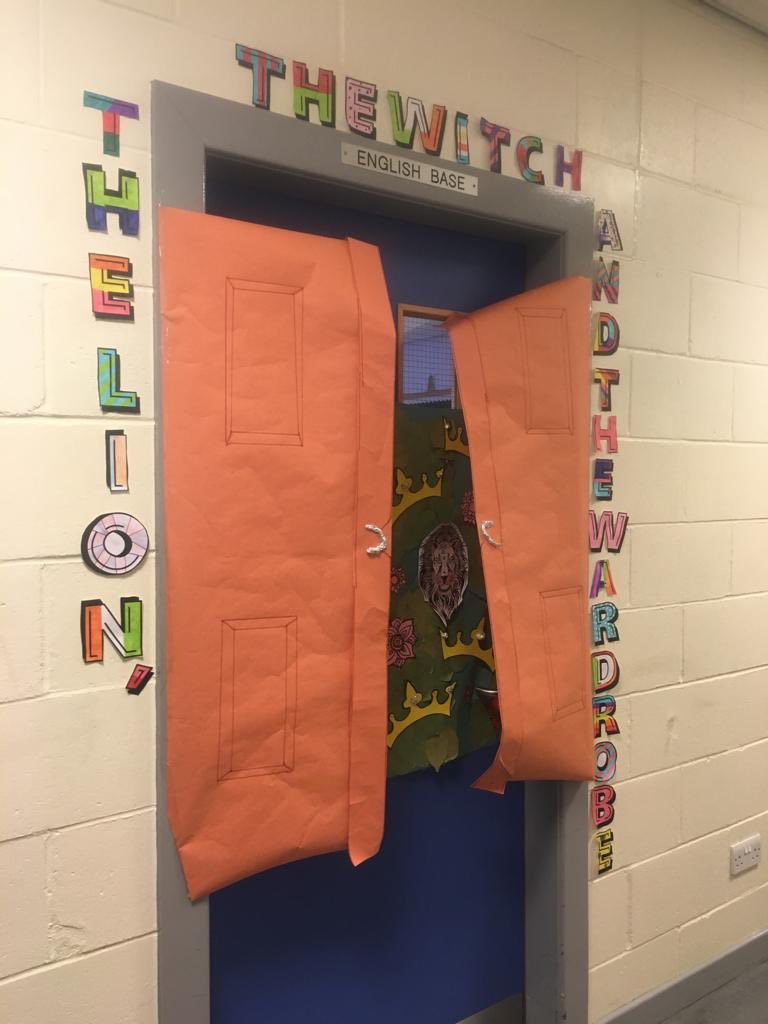 LiteracySMA's tweet photo. 🎉📚🌎 Celebrating World Book Day this week! 🎉📚🌎 An excellent effort from faculties across the school - can you guess the books? Well done to all students for doing such a great job! @StMungosAcademy #bringingoutthebest https://t.co/Ypgu5Jta9W