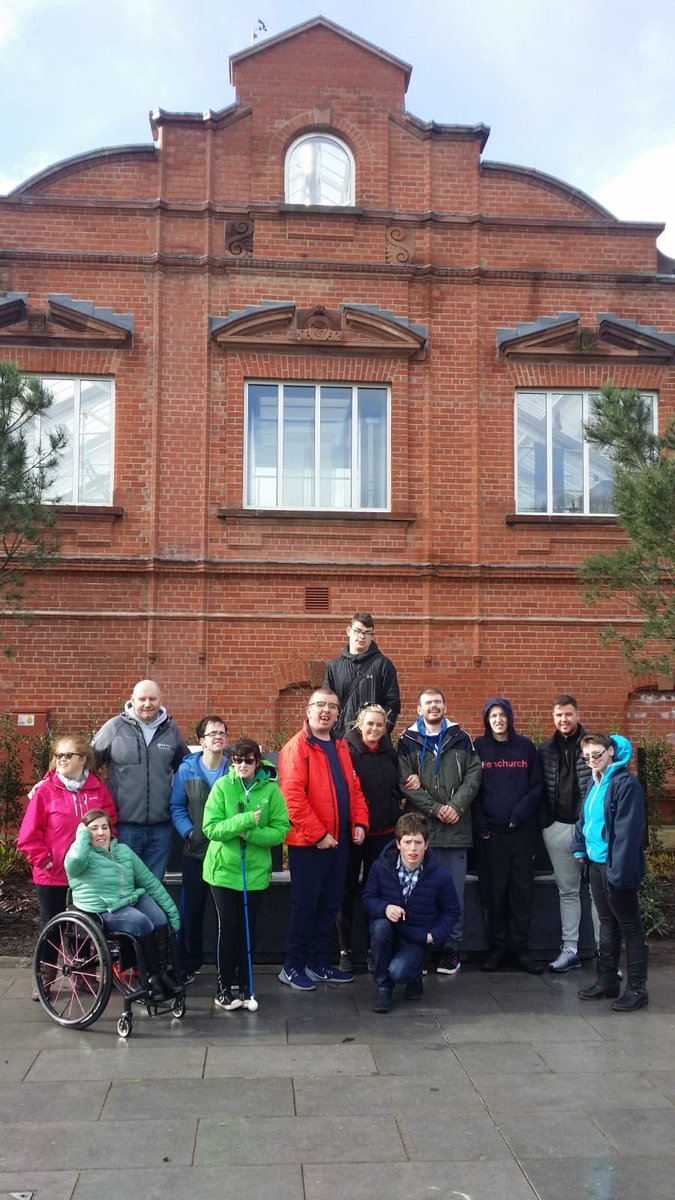 AutonomieInfo's tweet photo. What Next? programme young people enjoyed their walk to Belfast Botanic Gardens and visit to the wonderfully restored Tropical Ravine on Thursday.
#WhatNextprog
#natureramble
#BelfastCityCouncil
#BelfastBotanicGardens https://t.co/oYny2zDRLF