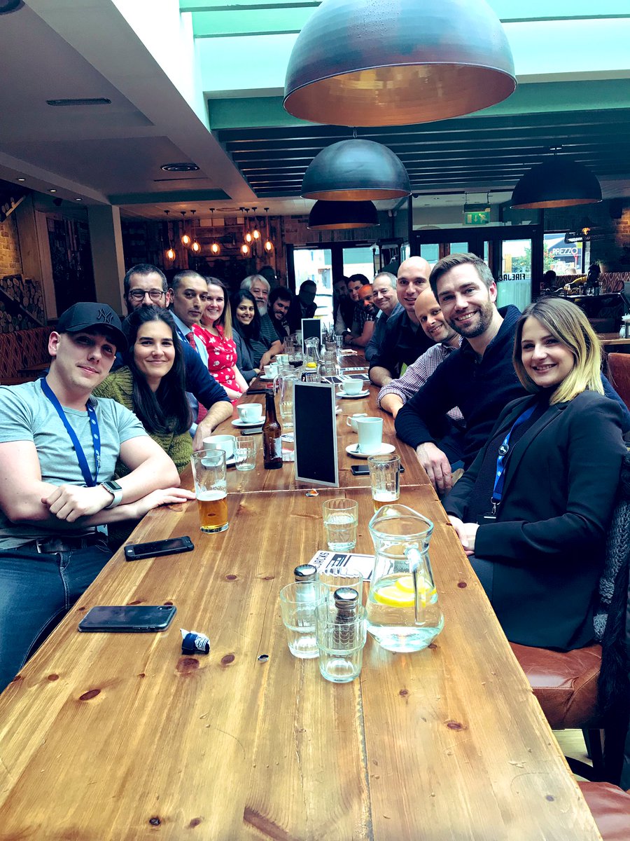 AlexJouanneau's tweet photo. Great lunch with a great team @SII_UK cheers! https://t.co/ybDH2bS7Yb