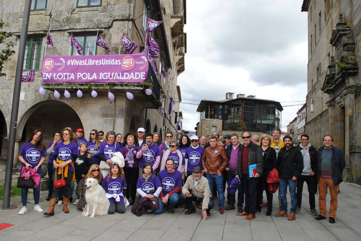UGT_Galicia's tweet photo. Concentración hoxe pola mañá en Pontevedra #8MEuParo https://t.co/8CYkFBVxxR