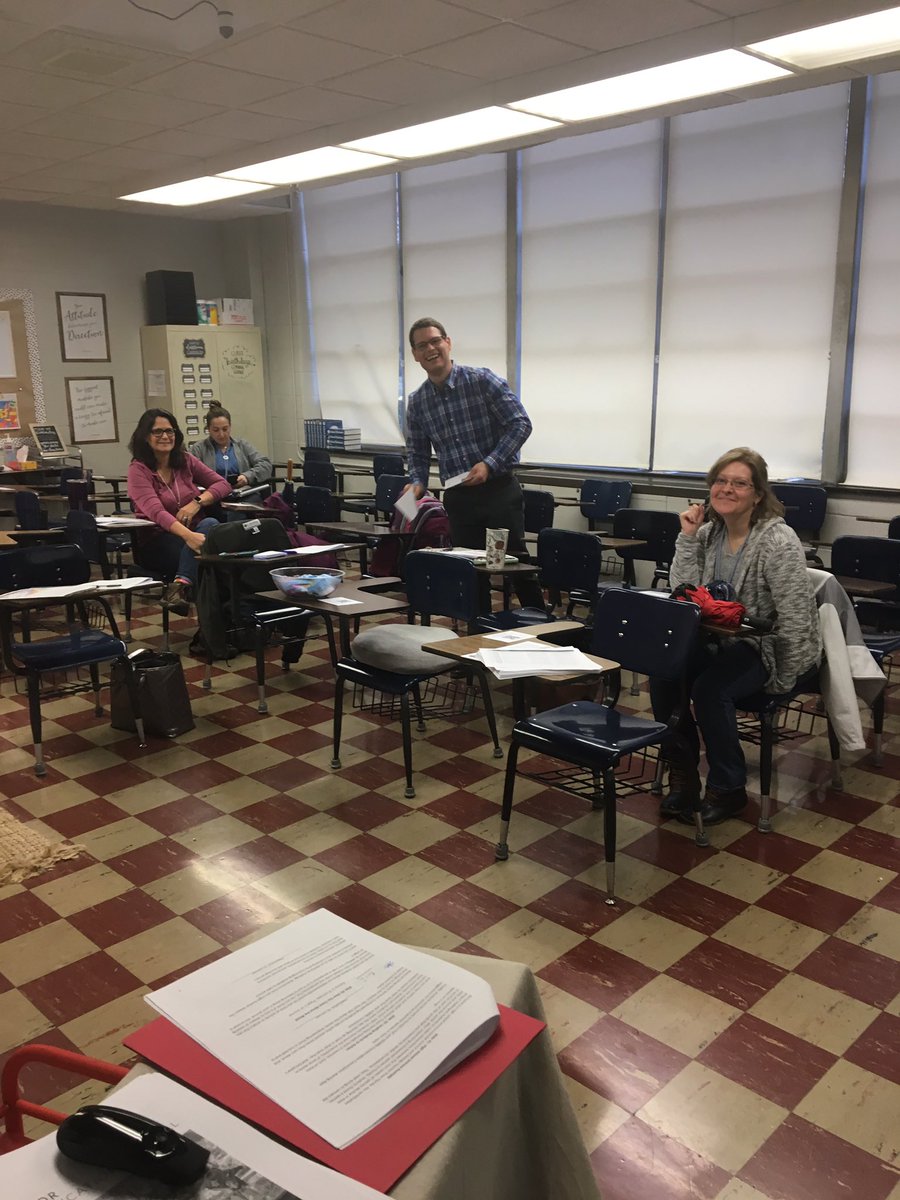 stacy_vaughn's tweet photo. #fswildcatsummit https://t.co/0atkLQFhkn