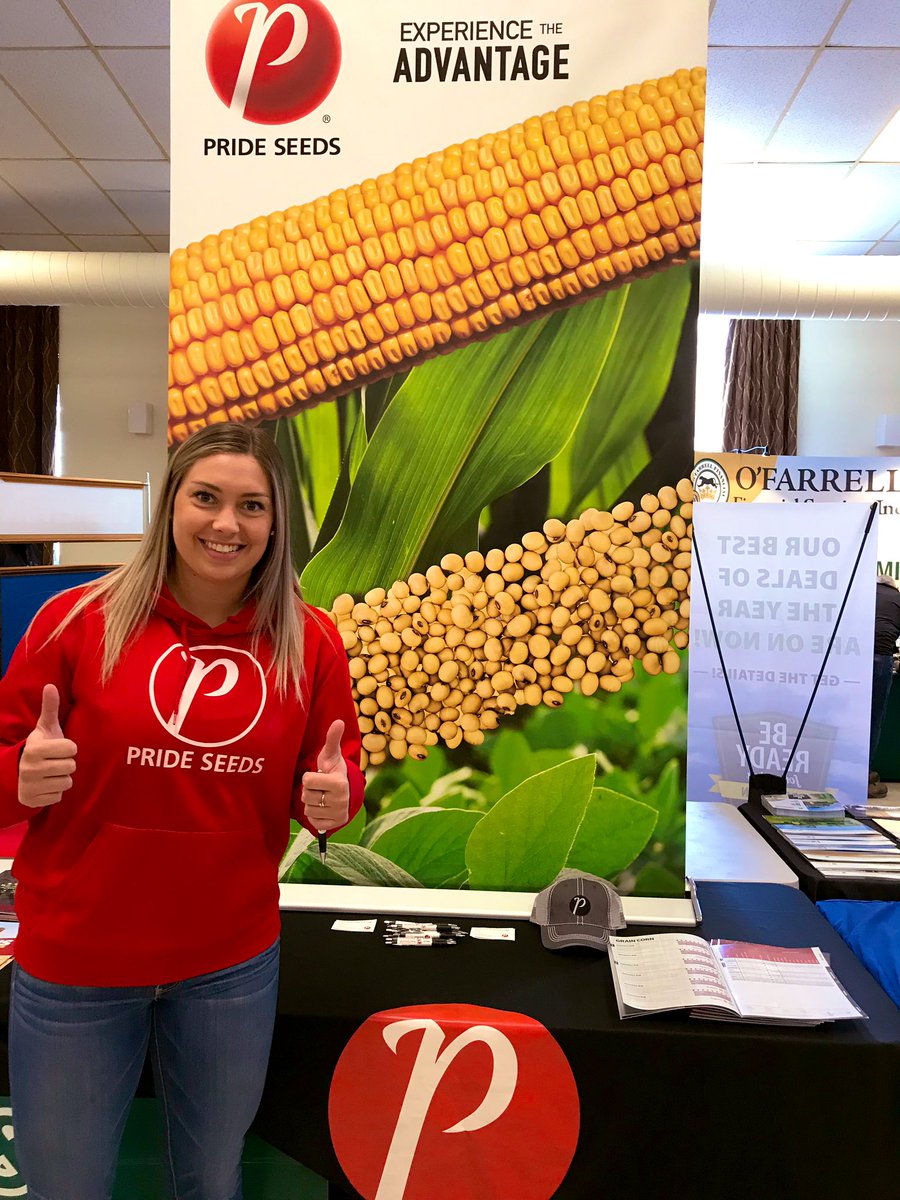 Dundas soil and crop agriculture show. <a href="/jodi_ferguson/">Jodi Ferguson</a> helping out today with <a href="/PRIDESEEDS/">PRIDE Seeds</a> booth #plant19