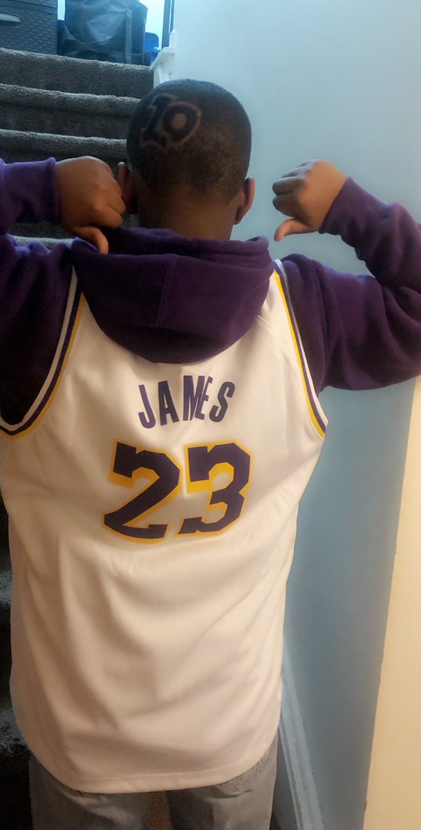 B_LoWhit's tweet photo. My baby will be 10 tomorrow #diddy @KingJames https://t.co/qnsJM1LI7y