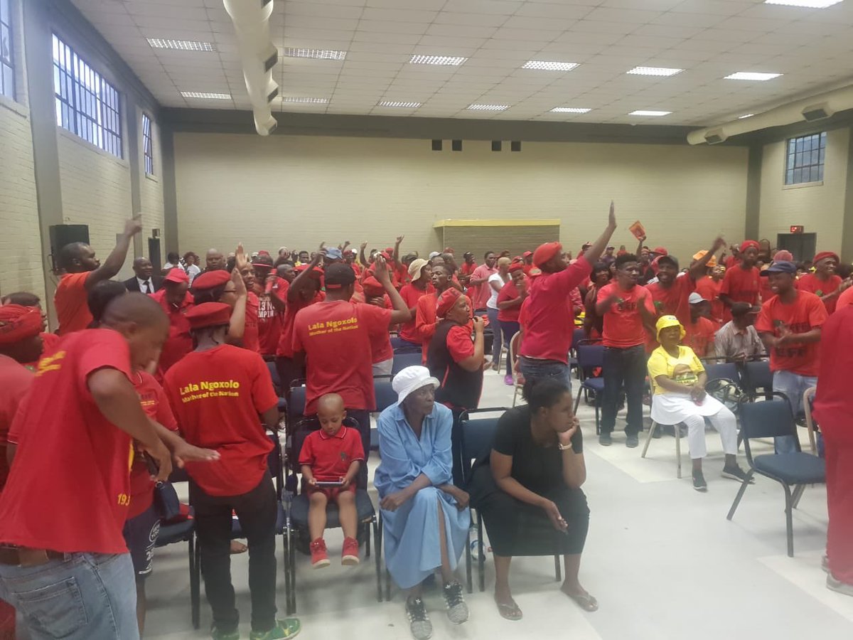 mmokausem's tweet photo. EFF represented by the Free State Chair Commissar Makesini at Motsweding FM Elections Debate in Bloemfontein ...We are ready to govern #VoteEFF08May2019 ...✊️✊️@EFFSouthAfrica @GardeeGodrich https://t.co/1xax2sJI13