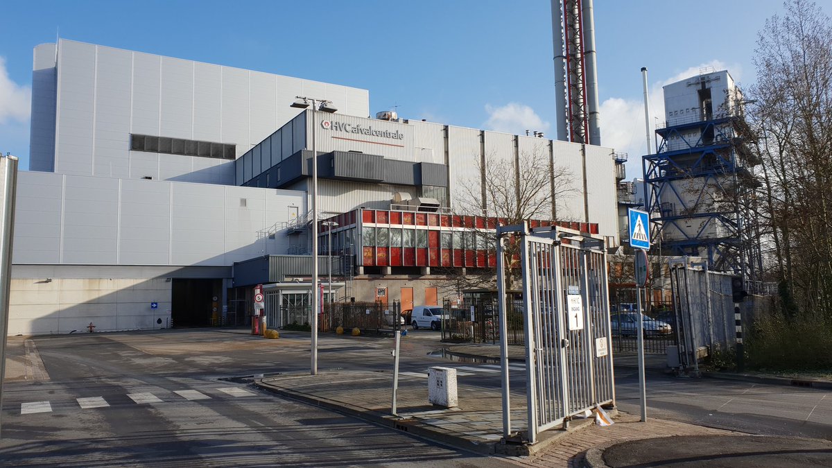 Ondanks storing bij HVC vandaag met JFK- en NOVA-7/8 een zeer interessante rondleiding bij HVC afvalcentrale. #duurzaamheid #warmtenet #energie