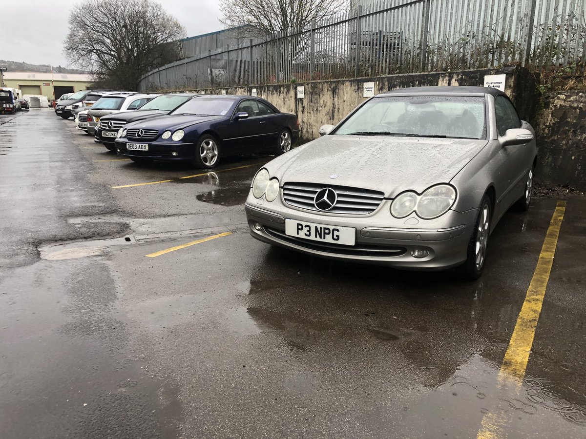 #📞Dronsfields Independent Mercedes Service Department . #mercedesindependentservice fully trained Mercedes mechanics #OldhamHour #MBspecialists  #werepaircars