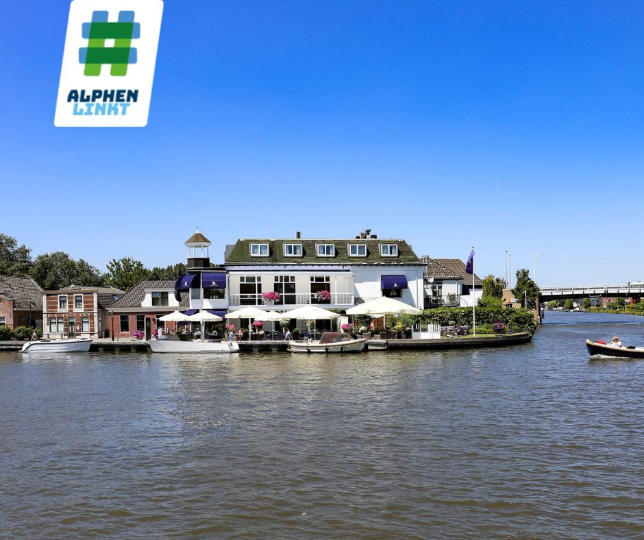 “Ober, mag ik de rekening?” Tja, dat is tijdens de Alphens Restaurantweek eigenlijk best een aangename verrassing! Twee keer per jaar, in maart en oktober, smikkelen en smullen in en om Alphen. #AlphenHapt
ℹ️ alphenlinkt.nl/restaurantweek 
📷 Restaurant 's Molenaarsbrug