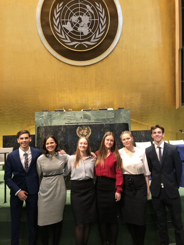 Jen Phillips tweet media