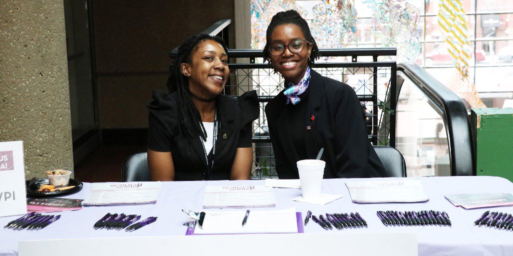 ServeDC's tweet image. For this #InternationalWomensDay we are here alongside @OLADCGov @DCMOWPI and many others teaching Hands-Only CPR at Forum “Breaking the Silence, Being a Latina in DC”! @MayorBowser #WeServeDC #DCValue