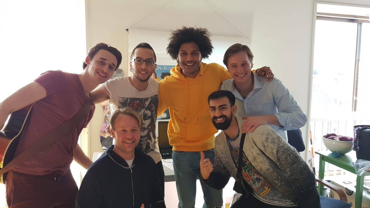 Morgen zullen ook de enige echte <a href="/BoysBreunion/">Breunion Boys</a> optreden. Daar wil je bij zijn! Meld je hier aan: docs.google.com/forms/d/e/1FAI… #StemVolt #SteunVolt #WijZijnEuropa