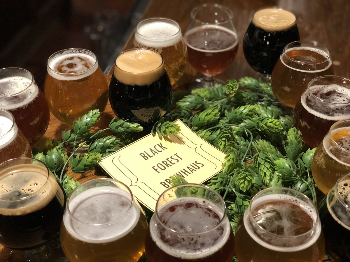 blackforestbrew's tweet photo. It’s Friday, I’m in love! 
Join us for lunch, dinner, happy hour and complimentary buffet, or Dueling Pianos!!! #livemusic #longislandeats #brewery #longislandbrewery #fridaynight https://t.co/HCDe8aiHbC