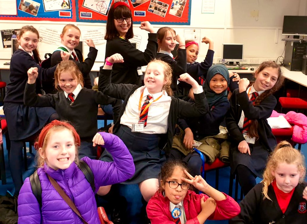 yellowjigsaw's tweet image. WHO RUNS THE WORLD? 🌏

Massive shout out to our female Media Cubs who are destined to be the next generation of women in media 💪🏼💃🏽😄

#IWD2019 #WomenInMedia