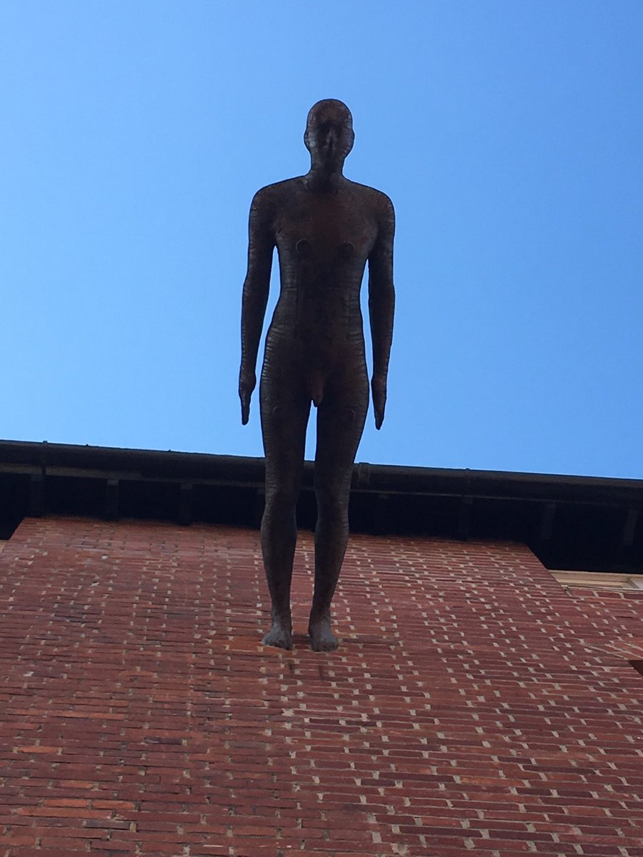 hmiddlers's tweet photo. Wow there is a man standing half way up a house!! #antonygormley #eton #edgeII https://t.co/fqhyAXUCAP