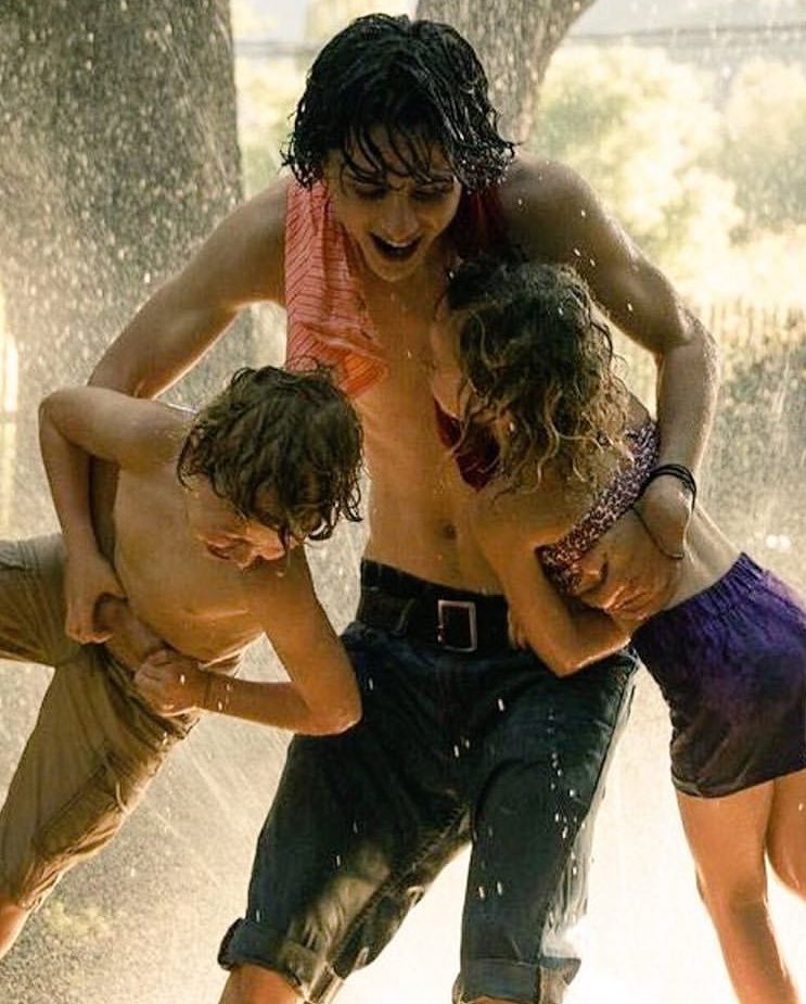 Musetta_May's tweet photo. In this International Women’s Day I wish every man could be open, vulnerable, kind and not afraid to show his emotions.
Toxic masculinity is old and not cool at all 🌸

#InternationalWomenDay2019  #TimothéeChalamet #FuckMasculinity https://t.co/E7hcj8HYVw