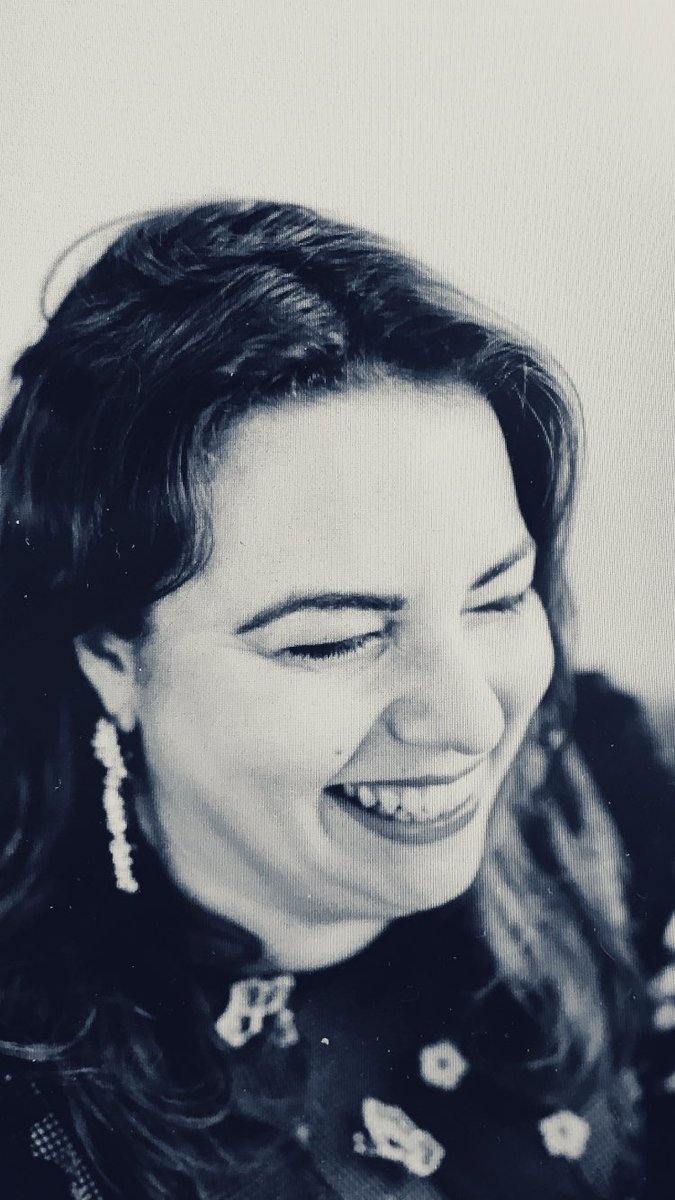 BunnyToot's tweet photo. Today isnโt about me not liking what I look like in this pic-itโs about celebrating being a woman (double chin,wrinkles & all) & the magnificent women(&men) who enrich my life & make me stronger as we all fight for equality. Happy #IWD x #whoweareproject #TMB01 ๐ท@franxisaugusto https://t.co/Gxweqej7wz