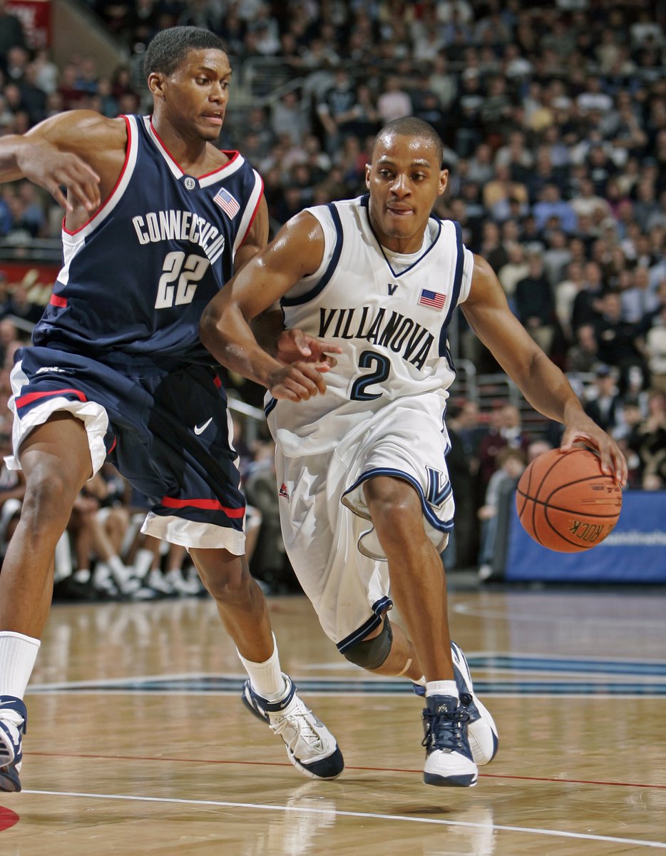 timelesssports_'s tweet photo. Randy Foye and Rudy Gay, 2006. https://t.co/SEig6JpTBm