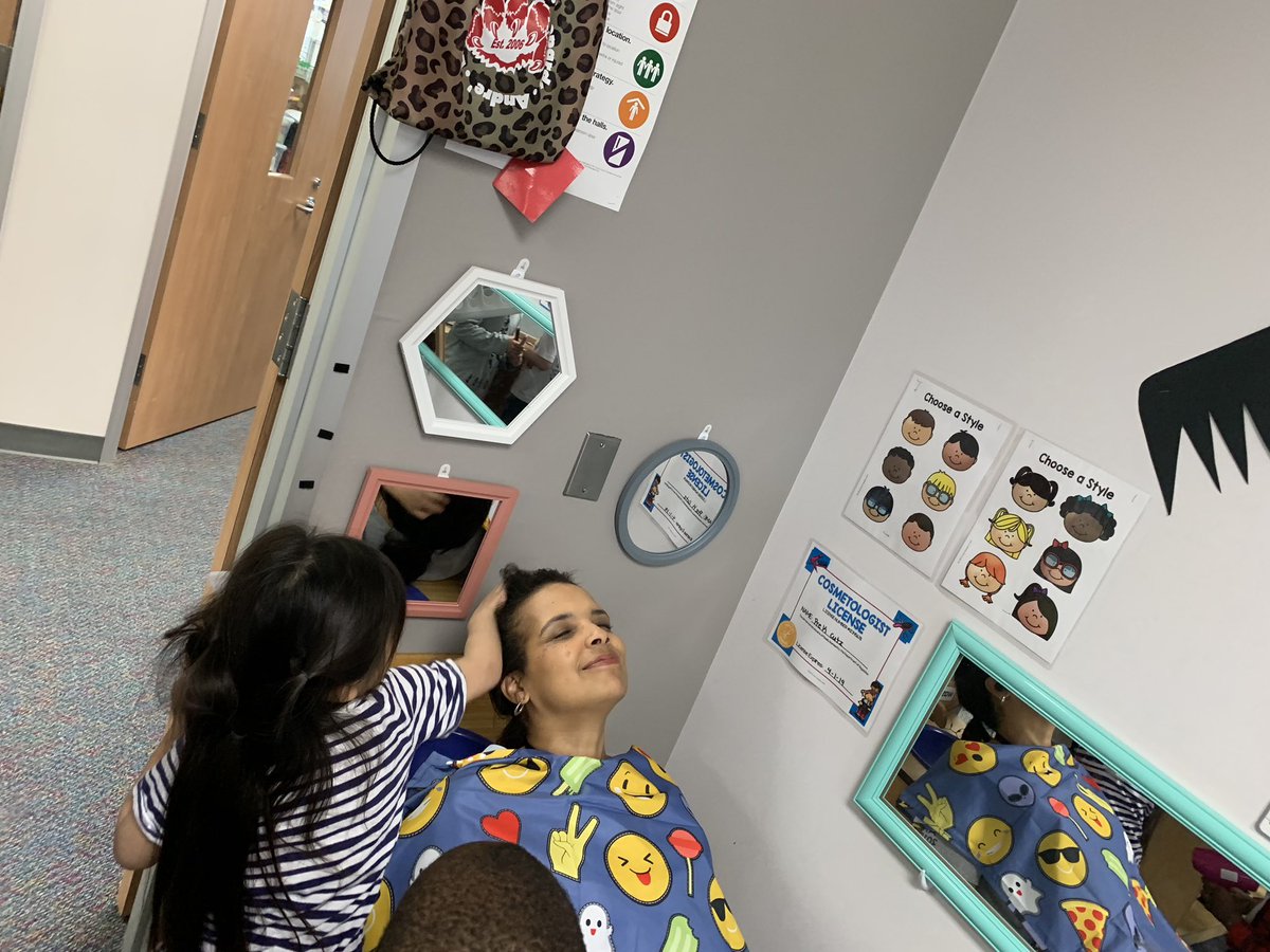 CFISD_Robinson's tweet photo. We had some Andre staff visit PreK Cutz for the grand opening! @Afranco0624   #AndreinAction https://t.co/ZffXpkt6U5