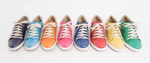 New Kettlewell Colours Clothing, Noe Shoes and Amanda's Accessories Event! conta.cc/2DBxvT2