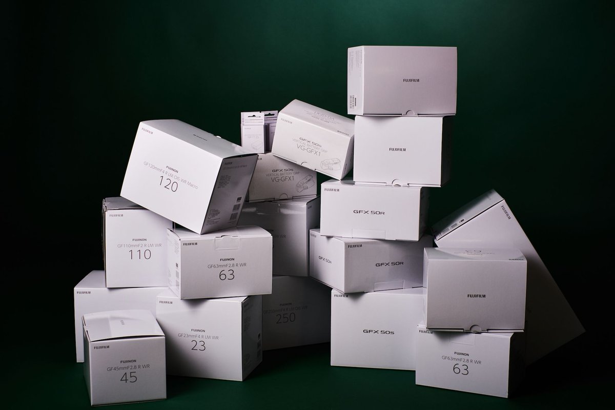TheFlashCentre's tweet photo. Look at what just arrived for @thephotographyshow. Be sure to visit our stand next week. Don't miss out!  #fujifilmgfx #fujifilmuk #fujifeed #camera #fujifilm #fujicamera #photographyshow #birminghamphotography #photography #photographer #photographyevents #theflashcentre https://t.co/WXl7XzOT2K