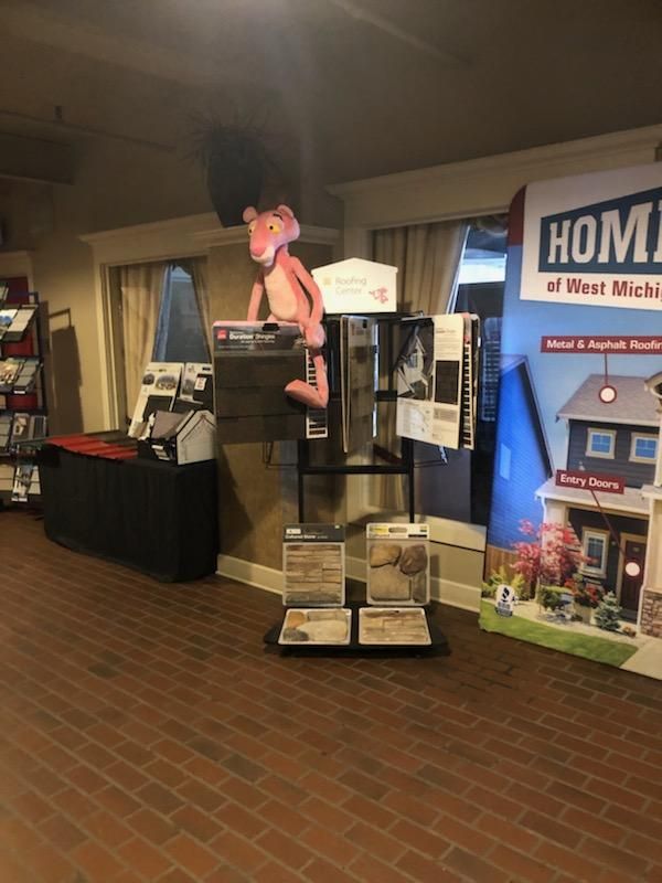HomeProMI's tweet image. Come on out to the Muskegon Home, Garden + DIY Show this weekend! We will be here today from 11am-7pm and tomorrow from 10am-5pm at Fricano Place Event Center located at 1050 W Western Ave, Downtown Muskegon!