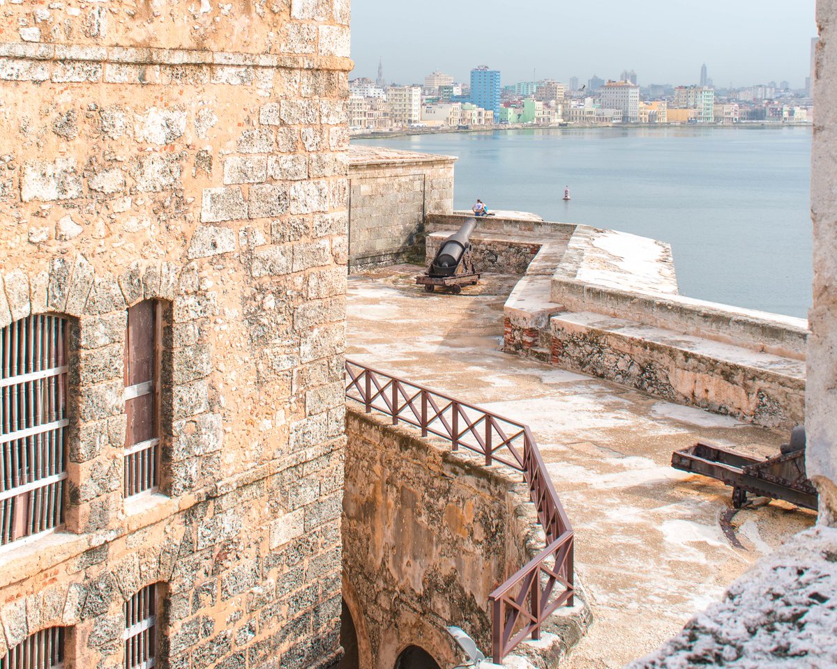 BYCMicroguides's tweet photo. Morro Castle in #Cuba is featured in our Havana Cuba Highlights Microguide by @MyWalkintheWrld โจ
.
.
https://t.co/0Wv9bPxgSu #microguide #bravoyourcity #bravoyourlife #cubatravel https://t.co/KSZBZc0o5r