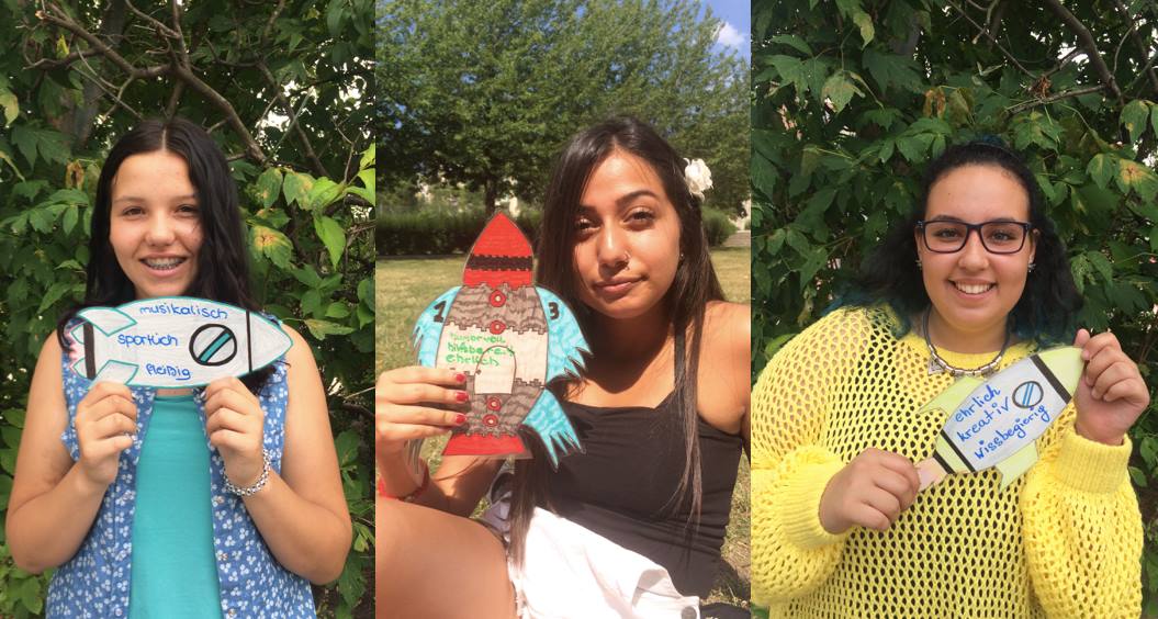 Unsere Schülerinnen zeigen ihre Stärken. Nicht nur heute. Jeden Tag. 
Nehmen wir ihre Stärken wahr und tun wir alles, damit sie in einer gerechteren Welt groß werden! 
#schulgschichtn #weltfrauentag #InternationalWomensDay