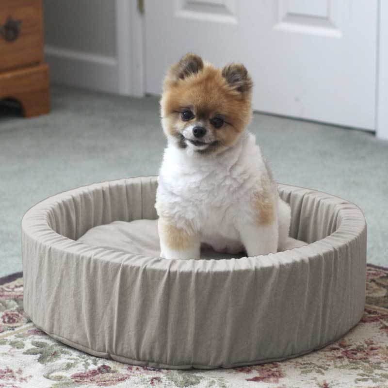 Lifekind's tweet image. Your furry friends deserve the world, and healthy products! Find natural and organic pet bedding at Lifekind today! bit.ly/2tHJxps