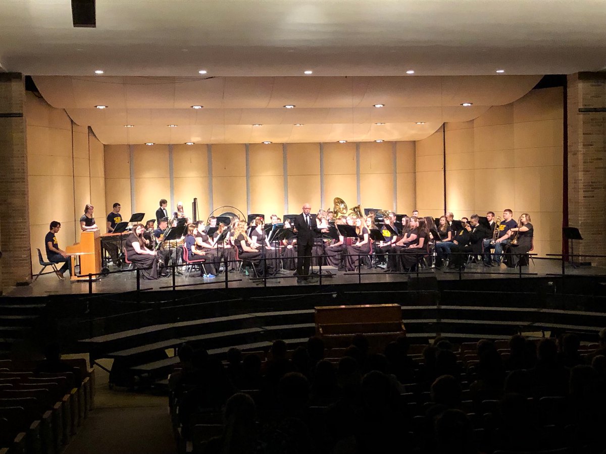 JeffBandOfBlue's tweet photo. THANK YOU to the student musicians, JHS alumni, and directors from the Mount Mercy University Concert Band and Choir on an outstanding performance for the CR Jefferson Community this morning!  Many outstanding opportunities academically and in music beyond high school at MMU! https://t.co/nKkkqkS2Wa