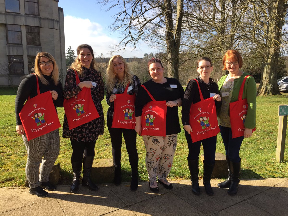 How beautiful are our #poppyandsam bags? I loved #farmyardtales as a child and finding the little #yellowduck