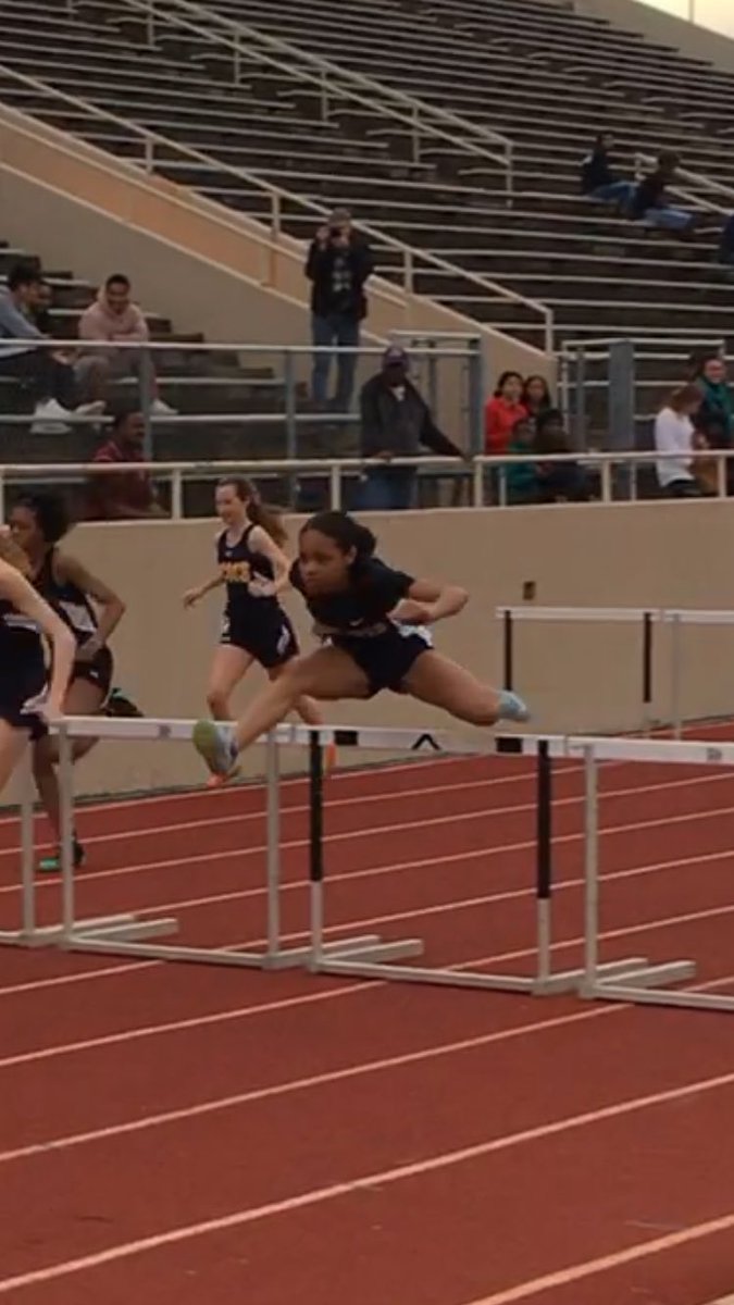 Coach_Fitzhugh's tweet photo. Sloane Wagner hurdles her way to a bronze medal in the 100 hurdles! ๐ฅ #lshstrack RRR https://t.co/zg5A0IPKaH