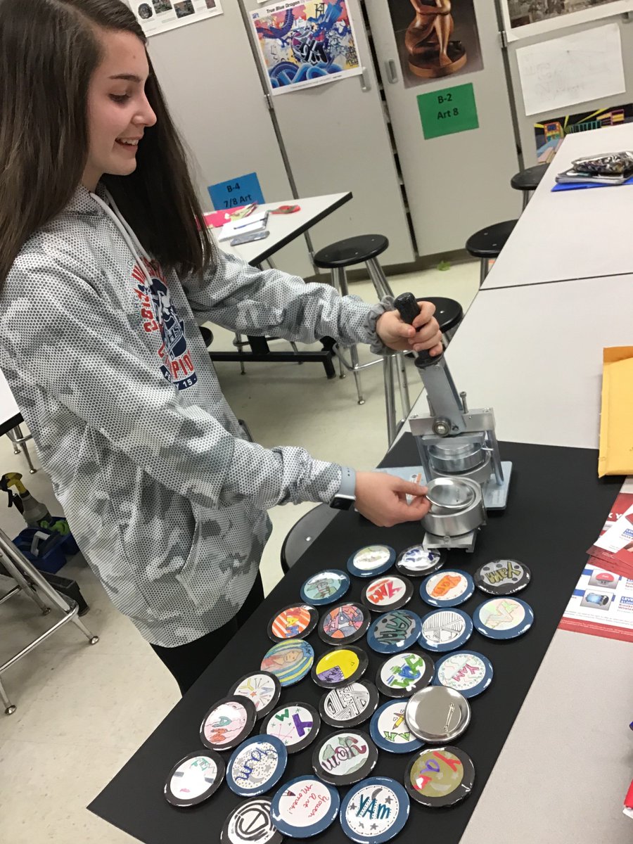 OakKnollMS's tweet photo. Check out how Art 6 students create their own original designs for their portfolios. Our artists are also celebrating Youth Art Month in March by making buttons, working with an Artist-In-Residence, and working with mix-media experiments. #Creativeknights https://t.co/fWWEdtXurR