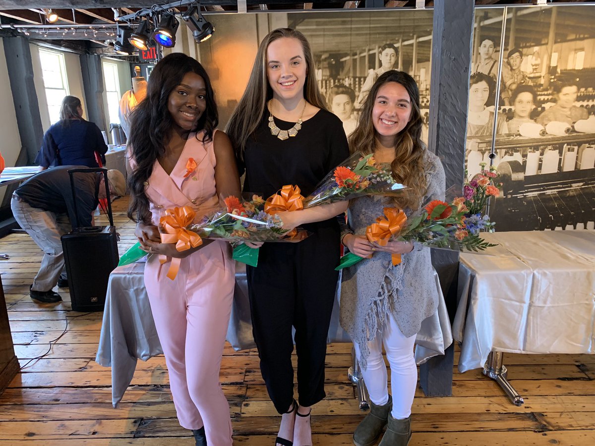 Congratulations to these three young ladies for being honored today for International Women’s Day at a ceremony in Pawtucket. Extra proud to see my former student and my daughter be recognized! #goffpride  #pawtucketpride @SheaHigh @JMWDirector @tolmanadmin