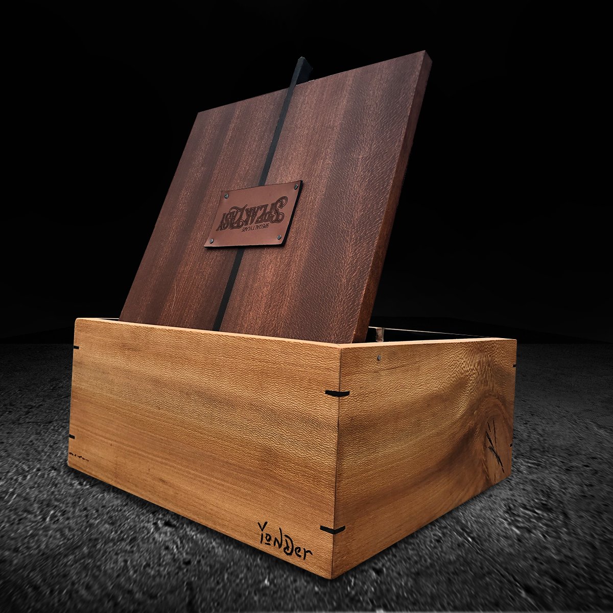 SpecialtyCareUS's tweet photo. Make sure to stop by our hospitality suite tomorrow night for your chance to win this awesome raffle prize made by Yonder - Live Edge Furniture.
#AmSECT #Perfusion #Conference https://t.co/qjM9KWUb6V