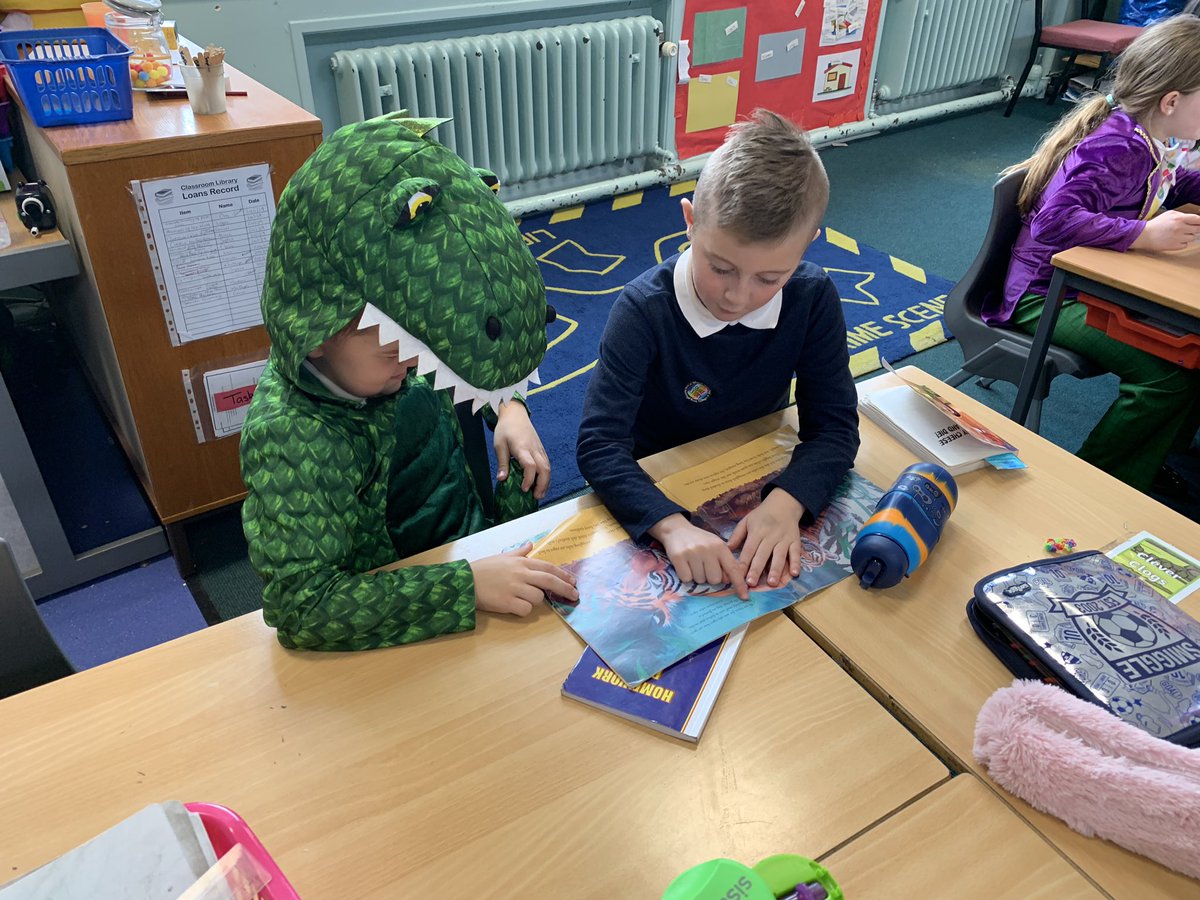 MrsCraikWQ's tweet photo. We really enjoyed getting to share our favourite stories with our peers! #WorldBookDay https://t.co/5pyp96Am1Q
