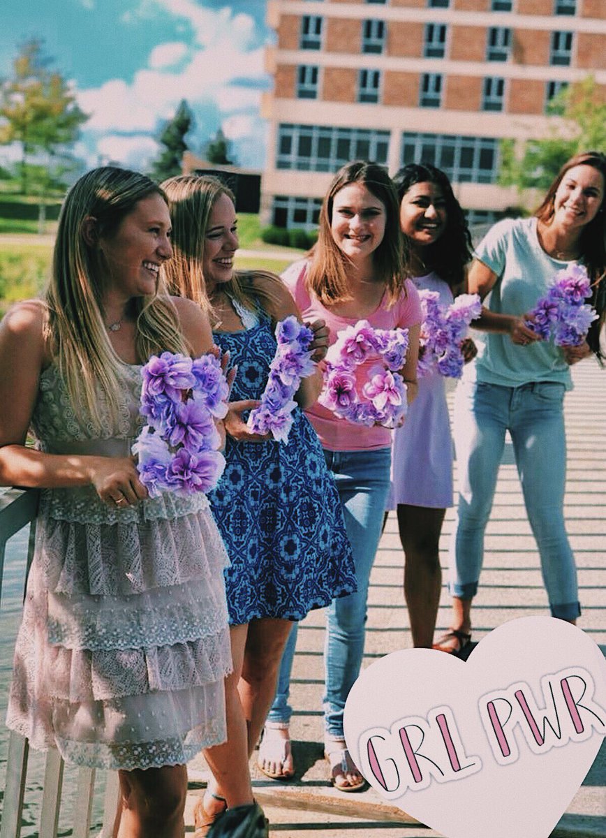 TriSigmaOU's tweet image. #internationalwomensday ✭ ♡ p.s. if any of you shop @lululemon women have 17% off all day! xoxo ladies