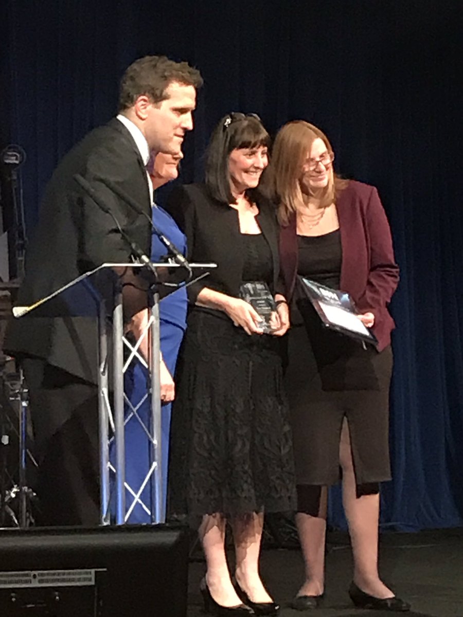 Fantastic 1st place for Karen Marshall at #BJN2019 🥇🏆. Well done <a href="/NewcastleHosps/">Newcastle Hospitals</a>