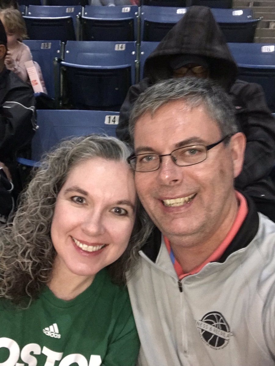 headreb96's tweet image. Well, the game didn’t turn out quite like we hoped, but we had fun cheering on @I_Am_A_Celtic31 and the West Lincoln Lady Bears today. Y’all had a great season, and we are proud of you! #GoBears #FriendOfTheProgram