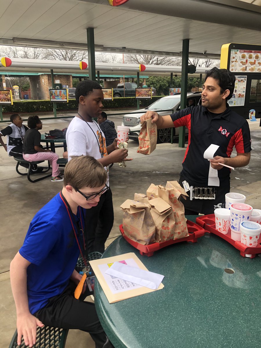 masseySSS's tweet photo. Began the day doing CBI @sonicdrivein! The LH Sonic on Plano is so great with my kids. Some students even ordered with their COREboard! #RISDSSS #RISDSLP #teamlhjh @AdamWeimerSLP #employability https://t.co/LQJmnHBRjR