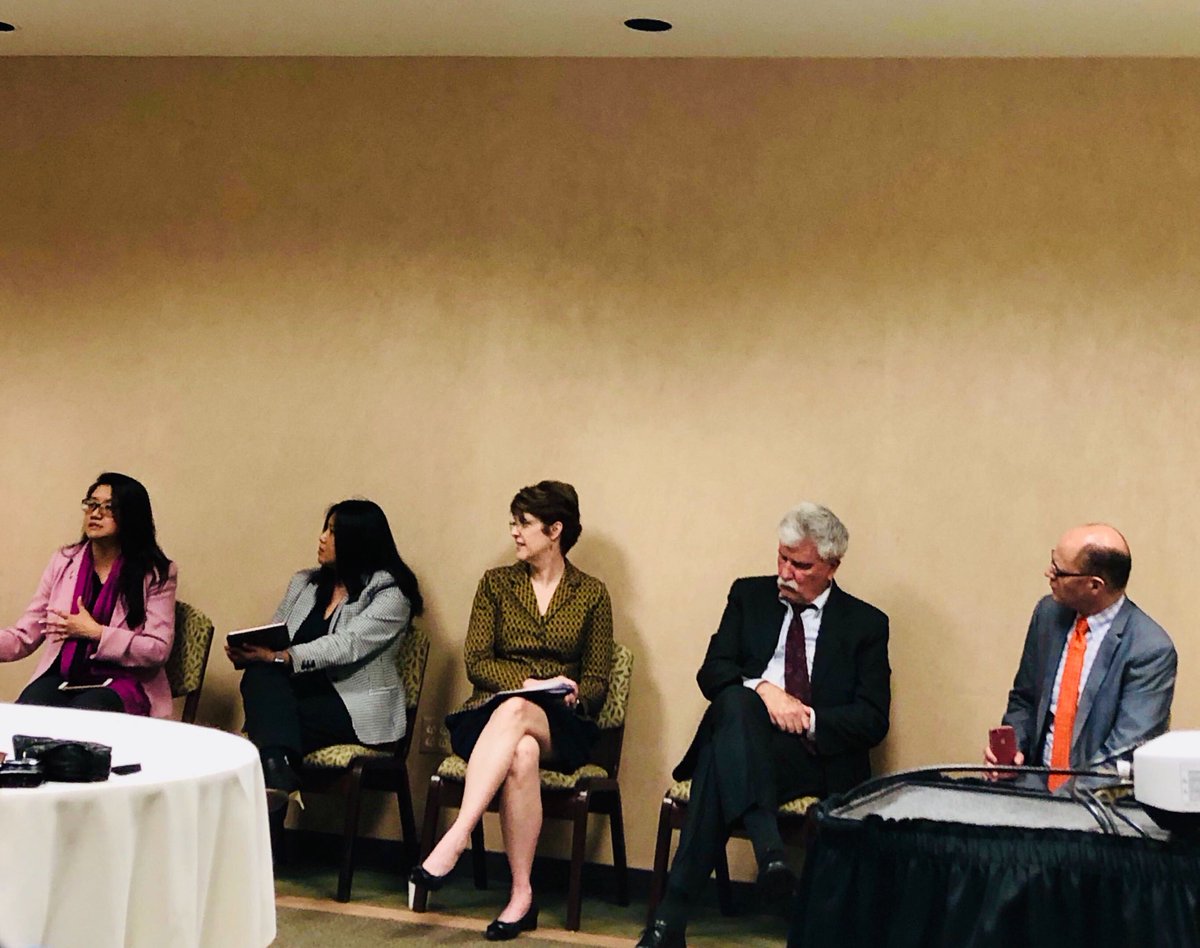 TurboVote's tweet image. Incredible panel of community college presidents on preparing students to be engaged citizens. Thank you, @CC4Democracy! #StudentsVote

@FoothillPrez @bcc_pres @PortlandCC @CompactPrez