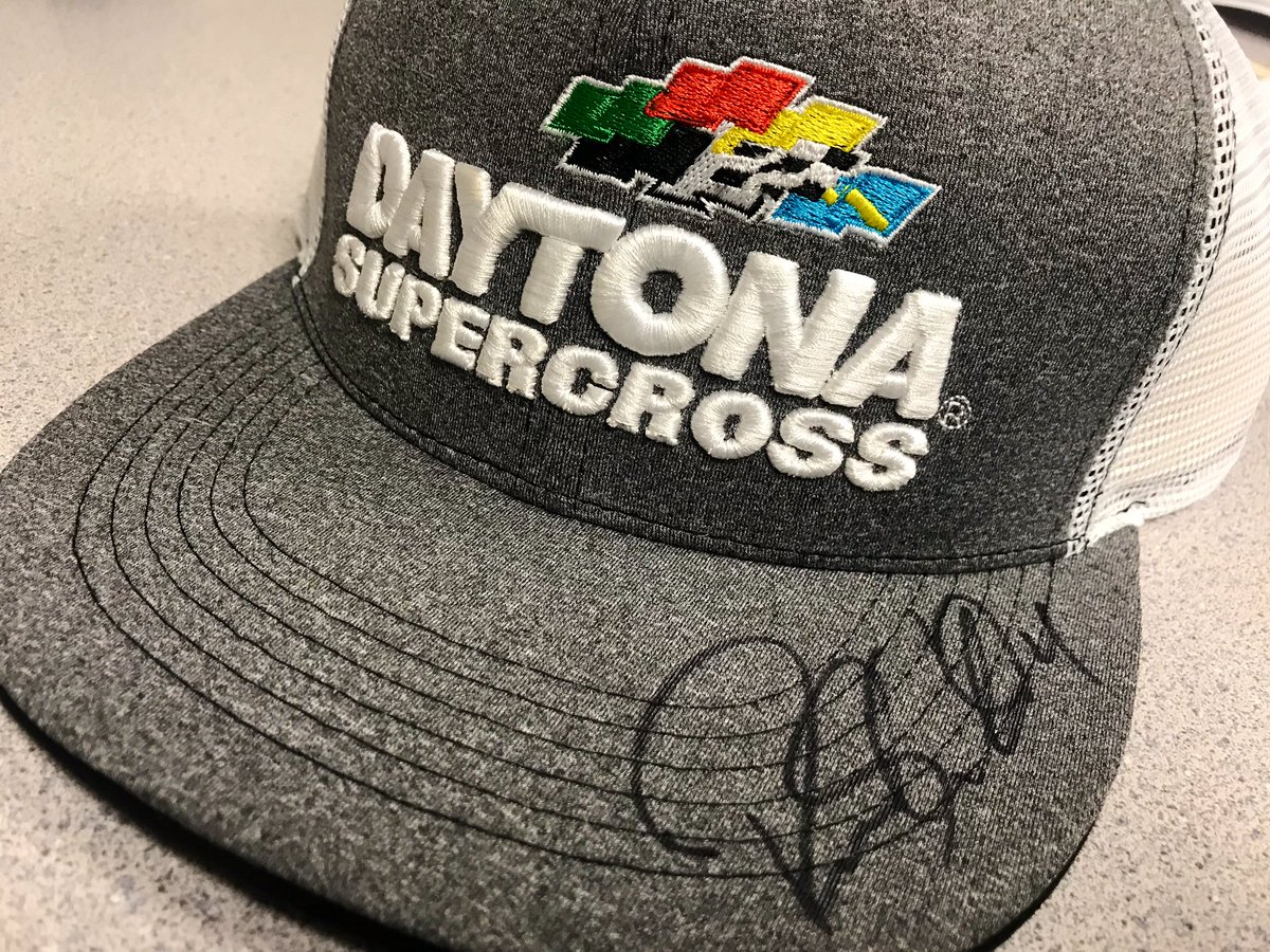 Are you pumped up for tomorrow’s #DAYTONASX?! 

RETWEET for your chance to win this hat autographed by <a href="/RickyCarmichael/">Ricky Carmichael</a>! We’ll pick a random winner tomorrow at 10:00 am ET!