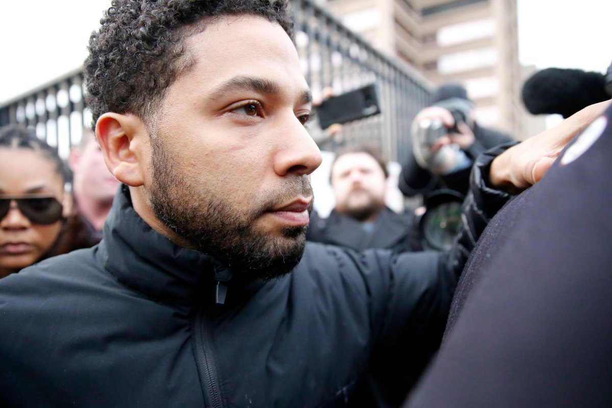 Grand Jury returns with 16-count indictment against Jussie Smollett.