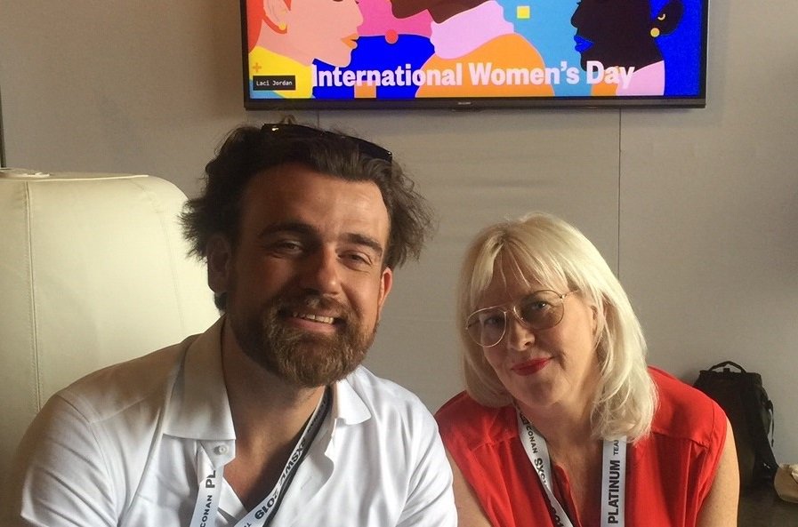 kaarenwv's tweet image. almost time!! @cstefanyk of @WattpadBusiness for our panel #queeringthescript @sxsw. @Telefilm_Canada @ShaftesburyTV @LefaceEnt  #brandedentertainment #carmilla #IWD2019