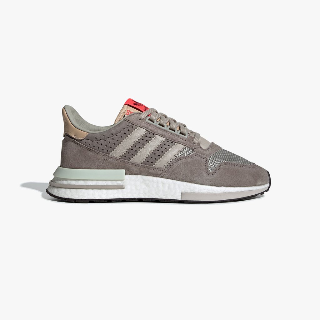 sneakersnstuff's tweet photo. The @adidasOriginals ZX 500 RM can now be copped online and in-store (Paris, London, Berlin, Stockholm) @sneakersnstuff --- https://t.co/JIBJslgWxm
#adidasOriginals
#adidasZX500RM
#ZX500RM https://t.co/HPCWU8kJma