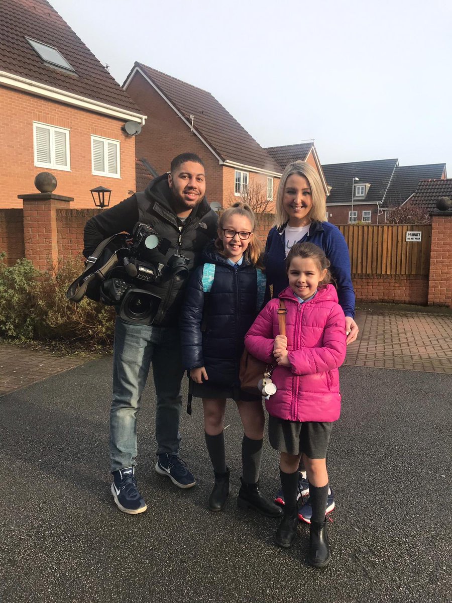 becca_mcgoff's tweet photo. Happy International Women’s Day!
Such a privilege to be with @GranadaReports today as they got behind the launch of Buump Active - thank you @MelBarhamITV & @JamAntonioITV for a fabulous morning and incredible report!
#InternationalWomensDay #babyletsgo #buumpactive #fitness https://t.co/CUJldHgaEI